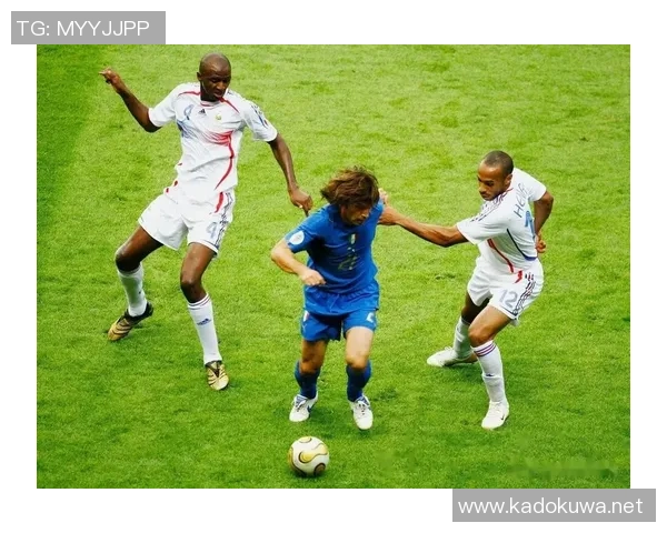 最强足球明星卡点揭秘：那些令人惊叹的瞬间与传奇故事