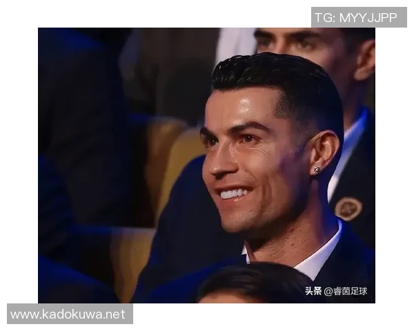 足球明星背后的财富故事揭秘他们的奢华生活与家庭背景 足球明星背后的财富故事揭秘他们的奢华生活与家庭背景